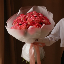 Букет 51 роза Джамиля в упаковке