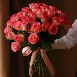 Букет из 51 розы Джамиля 