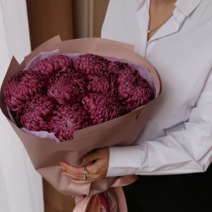 Букет из одноголовой хризантемы