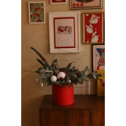 Новогодняя композиция в шляпной коробке